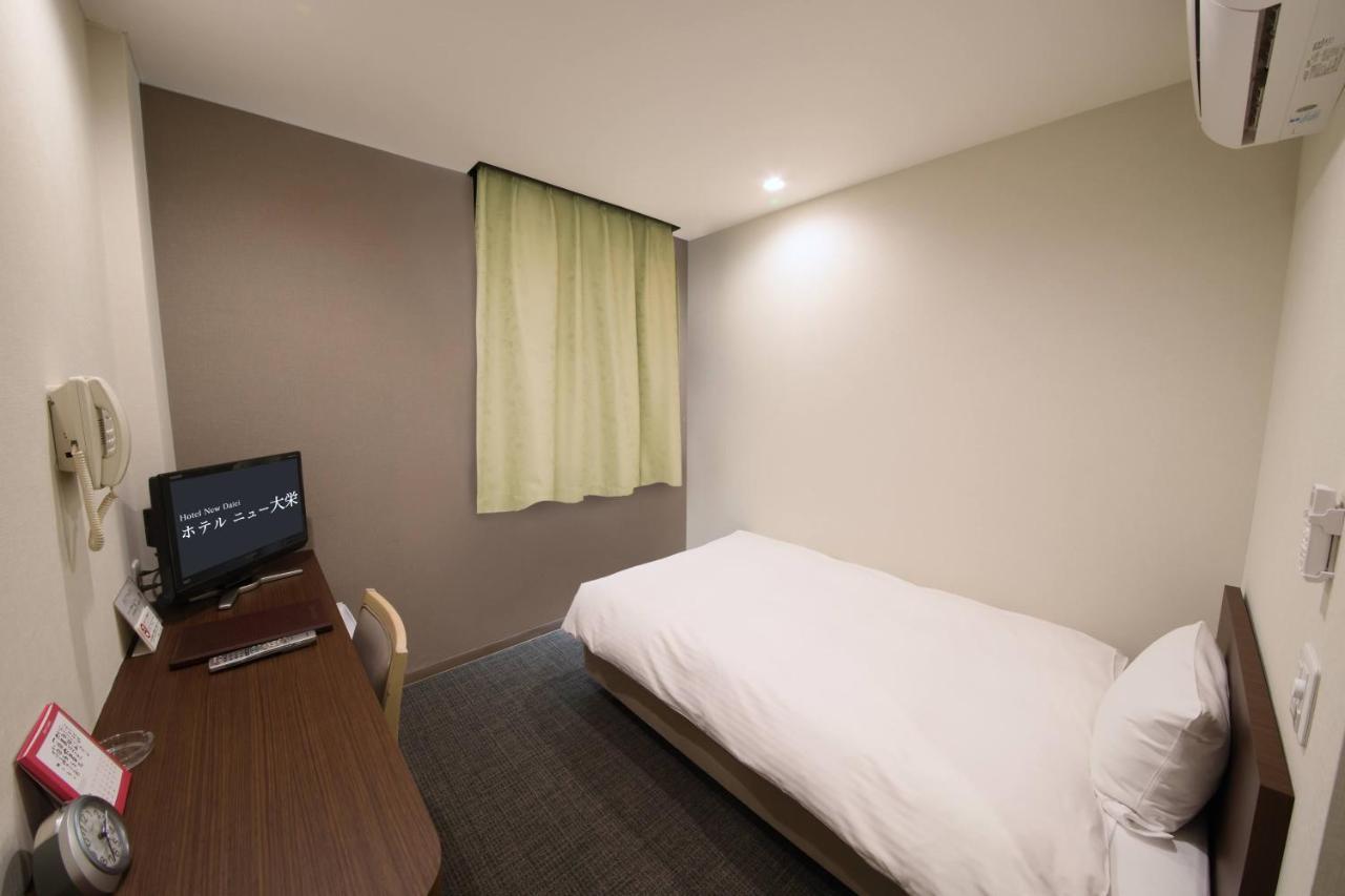 Business Hotel New Daiei Ashikaga Buitenkant foto