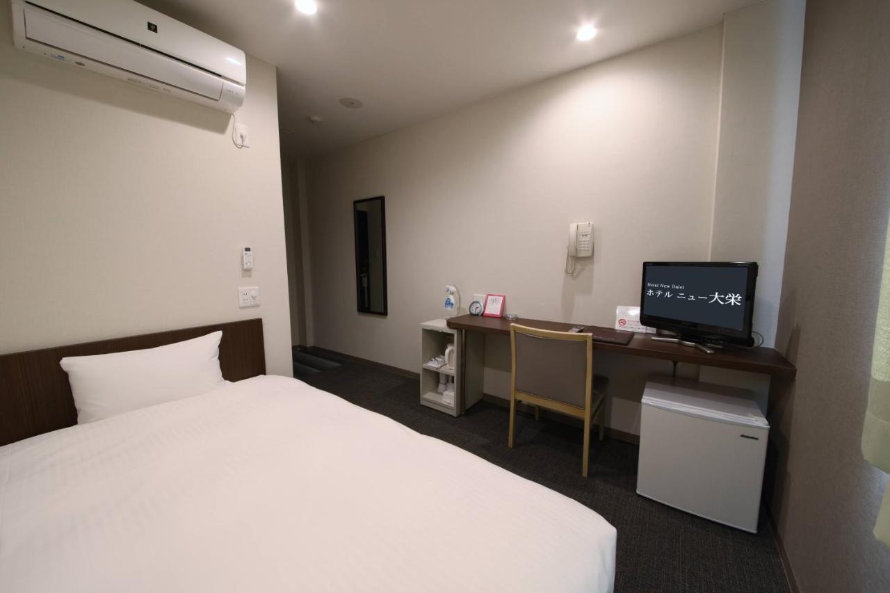 Business Hotel New Daiei Ashikaga Buitenkant foto